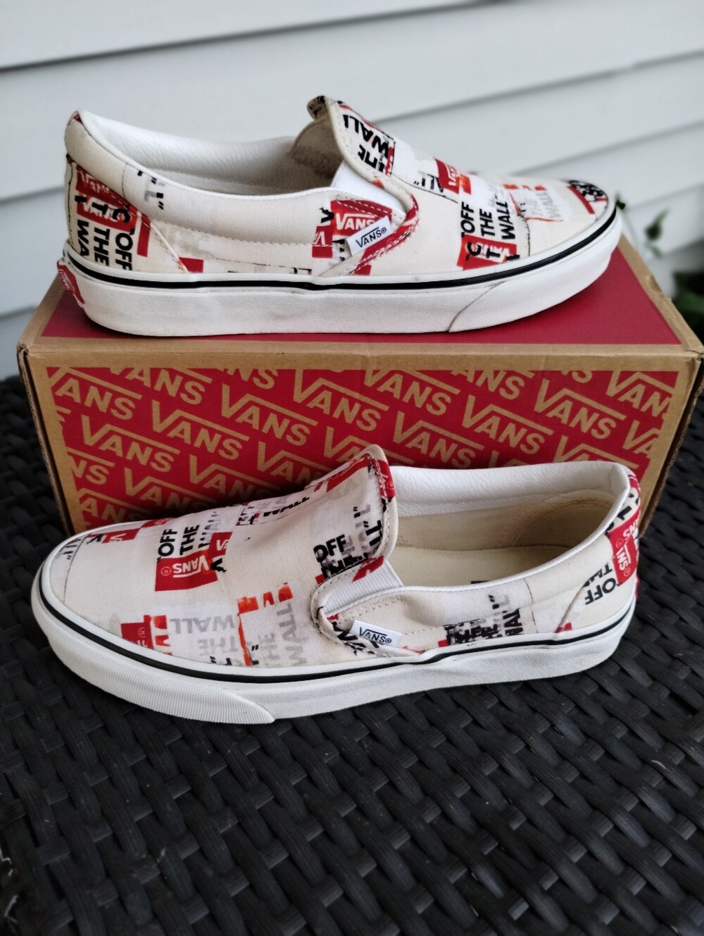 Vans Classic Slip-On Packing Tape Print Women’s 9.5 Men’s 8